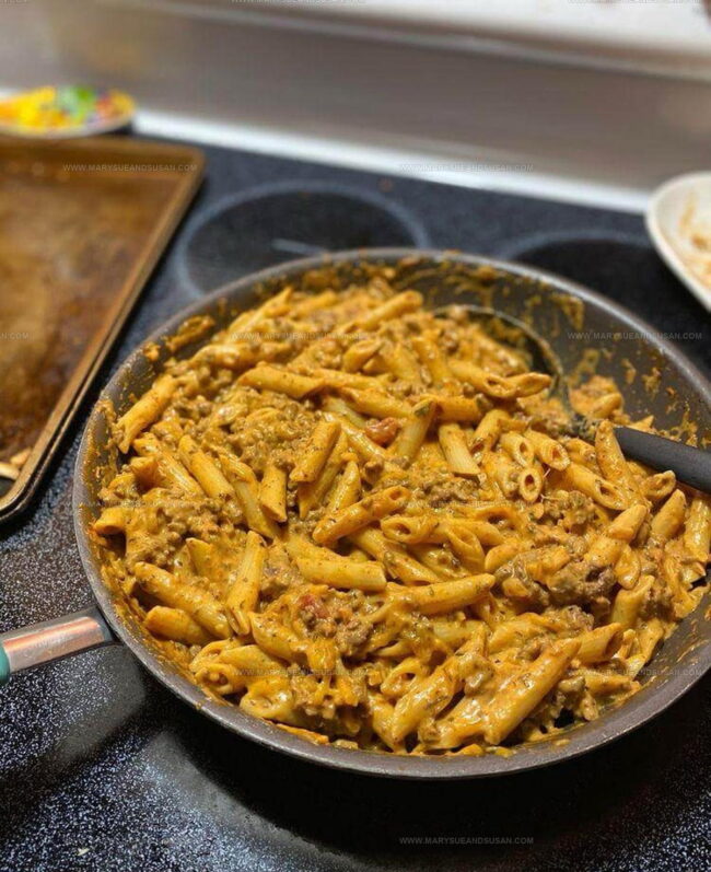 How Do You Prepare Creamy Beef and Shells